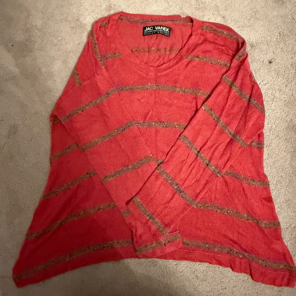 Jac Vanek lightweight long sleeved knit shirt